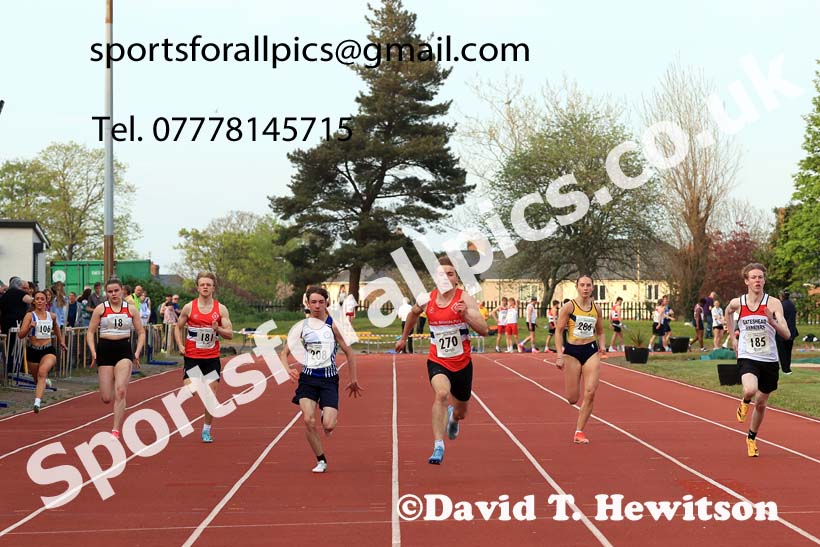 The 150 metres, 2025 NEGP No. 1, Monkton Stadium, Jarrow. Photo: David T. Hewitson/Sports for All Pics